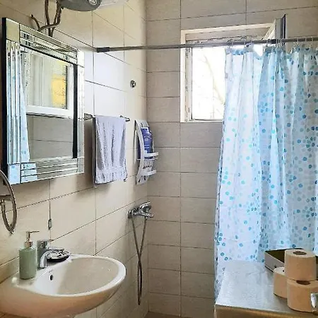 Apartman Cozy, Charming One Bedroom *